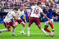 個のフランスは、組織のスペインに完敗を喫した。(C)Getty Images
