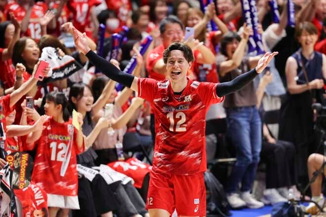 画像】勝負強さとたくましさで得点を量産する髙橋藍の厳選ショット