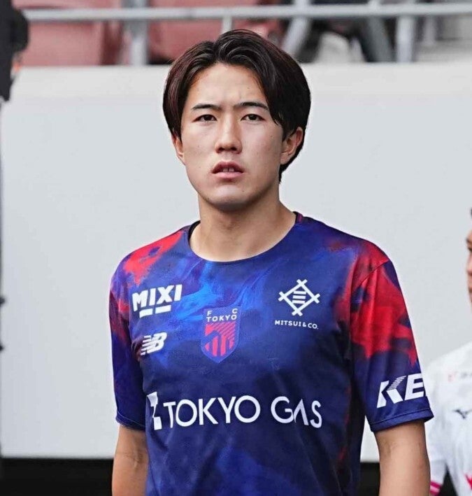 スペインのバレンシアに加入した元FC東京の佐藤龍之介。(C)THE DIGEST