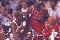 ペイトン(左)がジョーダン(右)と対戦した1996年ファイナルを振り返った。(C)Getty Images