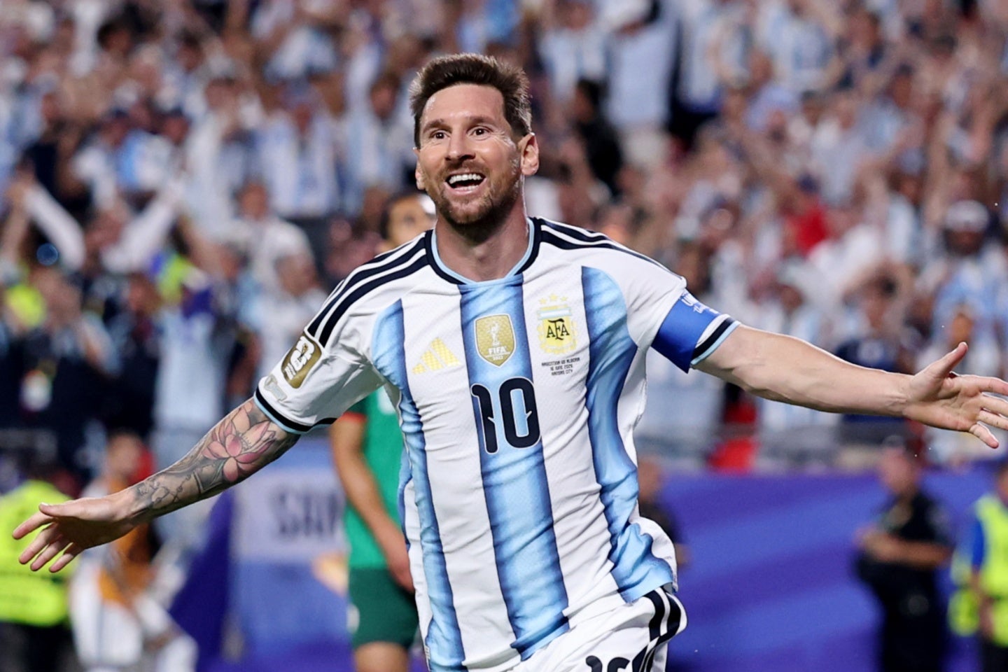 アルゼンチン代表のメッシ。主将としてチームをけん引した。(C)Getty Images