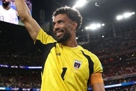 W杯で世界的知名度を一躍向上させた40歳のカーボベルデ代表GKヴォジーニャが、チリの名門に移籍するようだ。(C)Getty Images