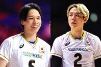 日本代表のミドルブロッカー小野寺太志（右）がリザーブに回り、米国戦では山内晶大（左）が登録された。写真：梅月智史（THE DIGEST写真部）