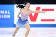 18歳の中井亜美。異国で完璧な３Aを着氷した。写真：永島裕基