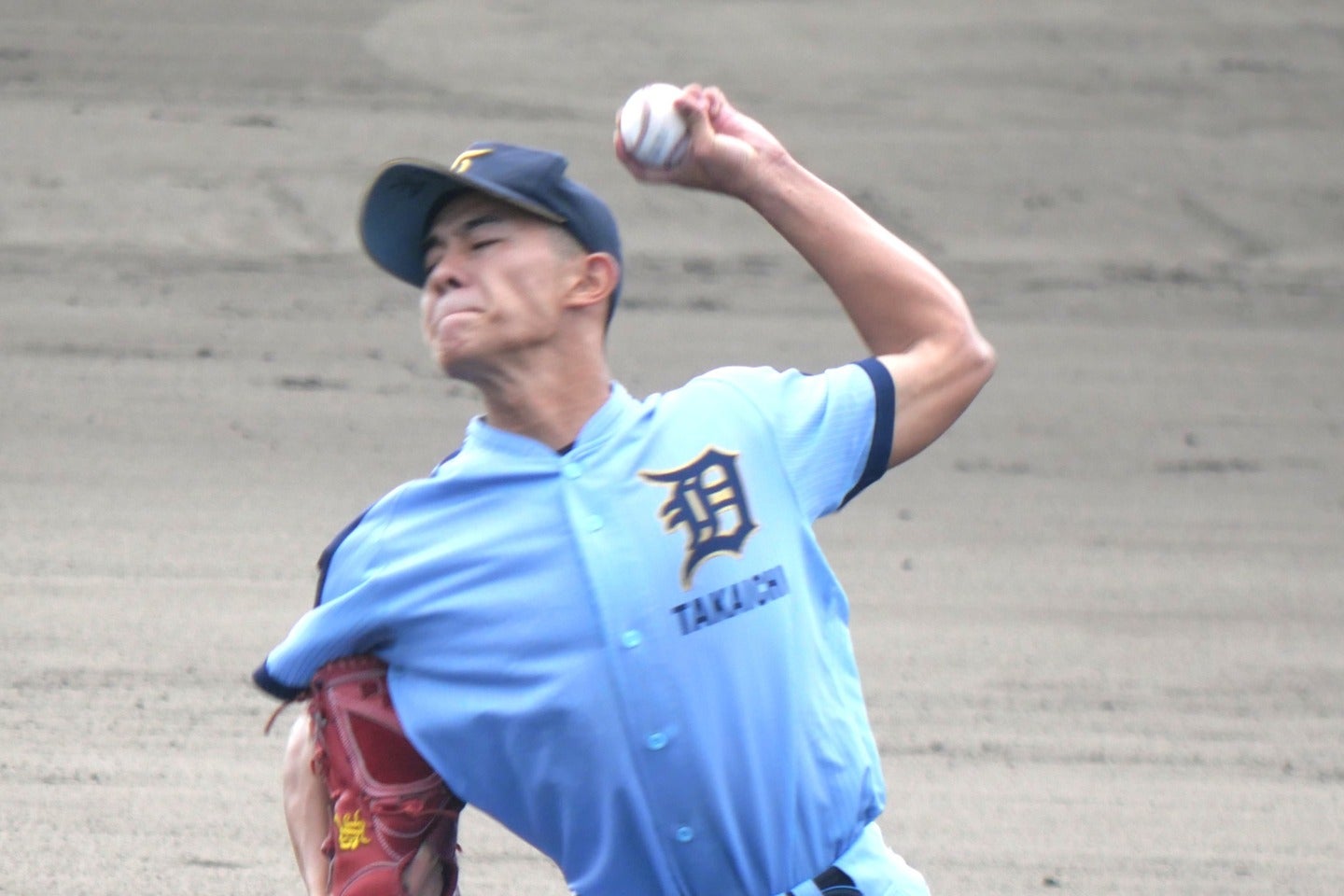 富山大会でノーヒットノーランを達成するなど、最終学年で評価を急上昇させた高岡第一高の前田 写真：西尾典文