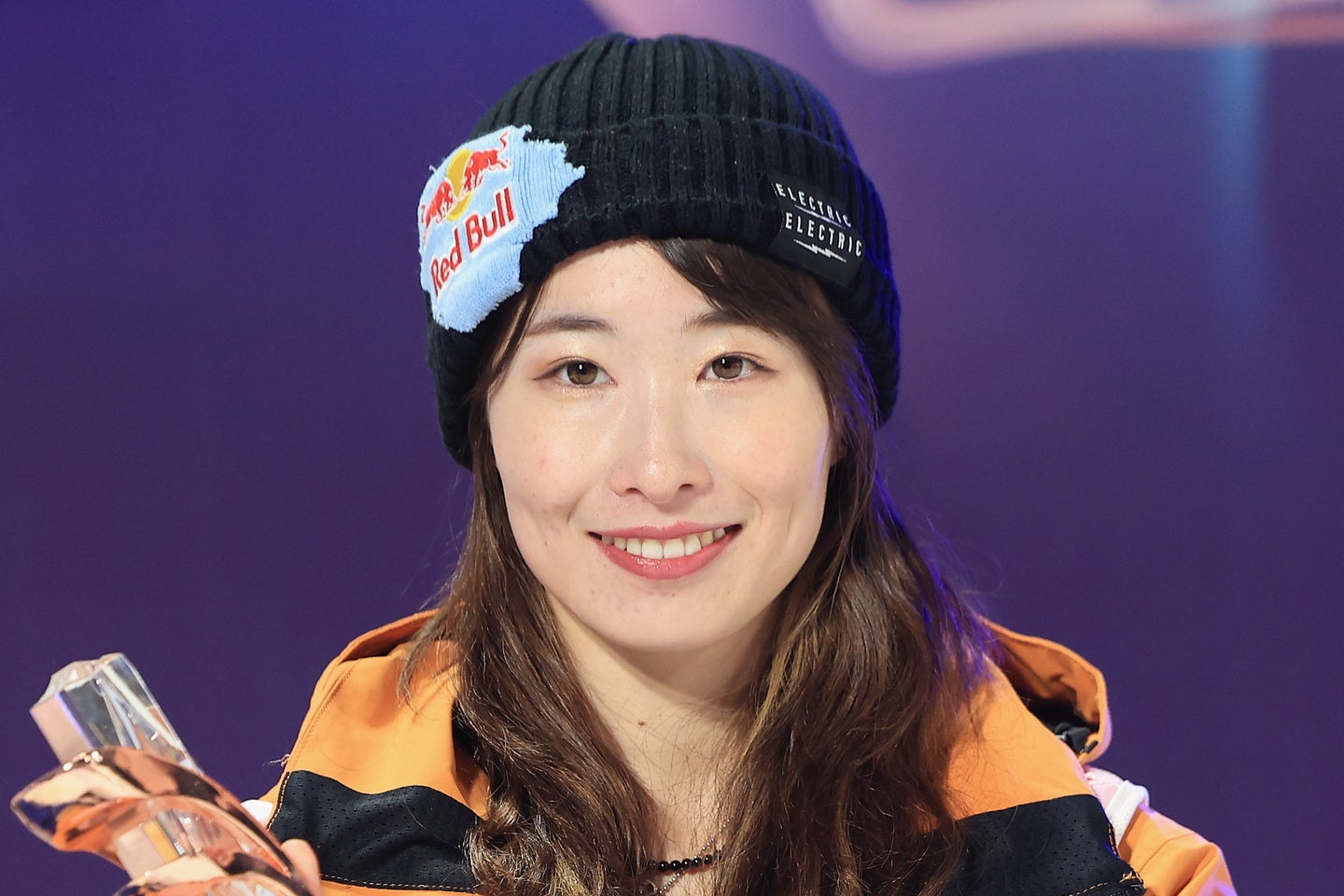 スノーボード女子の鬼塚がイメチェン姿を披露した。(C)Getty Images