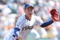 健大高崎の石垣聡志（２年）が八幡商打線を封じ完投勝利。甲子園デビュー戦を飾った。写真：梅月智史（THE DIGEST写真部）