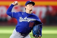 ダイヤモンドバックス戦で先発登板したドジャースの山本。(C)Getty Images