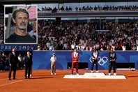 24年パリ五輪のテニス競技はウインブルドンから約２週間空いたが、28年ロス五輪はわずか３日後。名将ムラトグル（左上）はこの日程に嚙みついた！(C)Getty Images
