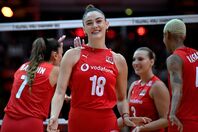 トルコ・スポーツ界屈指の人気者であるギュネシュ。世界を代表するミドルブロッカーだ。(C)Getty Images