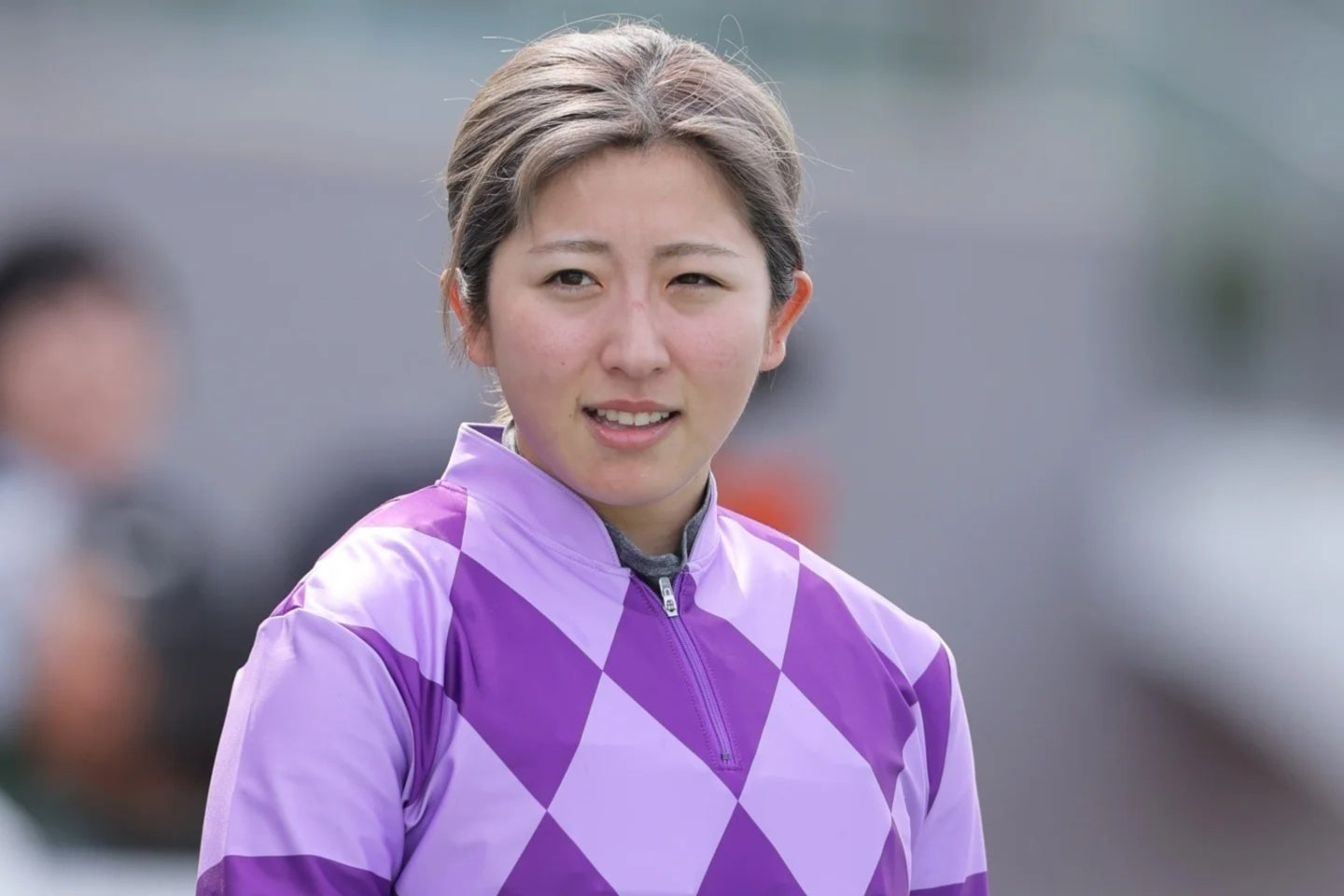先週、落馬負傷した今村聖奈騎手。早くも復帰Vを果たした。写真：産経新聞社