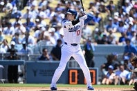 １番・DHで先発出場した大谷。好機で痛恨の併殺に倒れた。(C)Getty Images