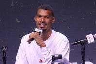 昨年は少林寺の修行に励んだウェンバンヤマが、今年はラグビーに挑戦した。(C)Getty Images