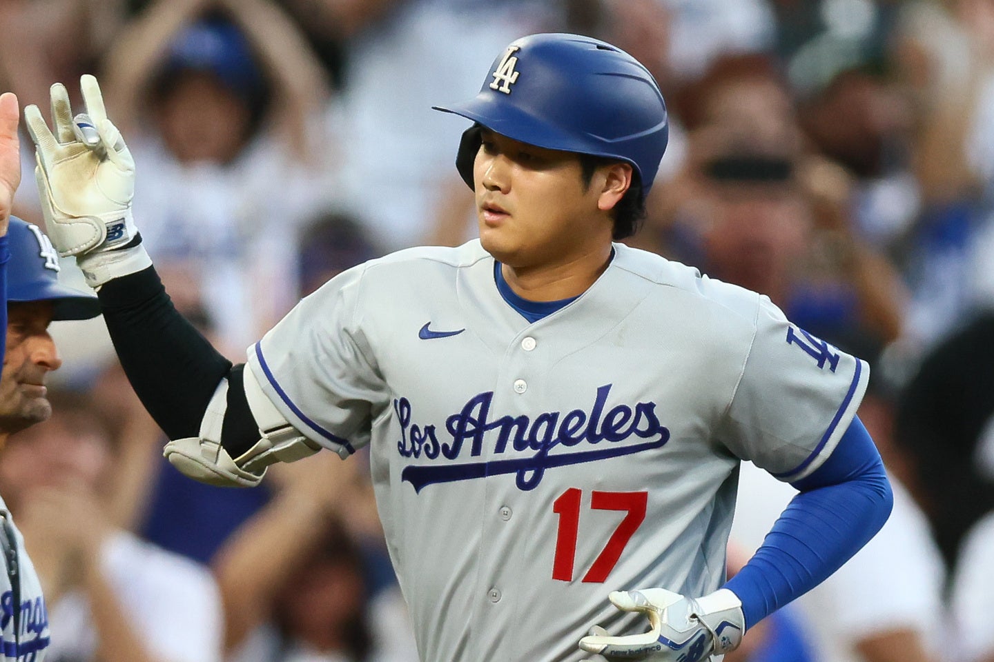 ２戦連続となる特大弾を放った大谷翔平。(C)Getty Images