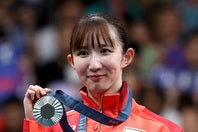 パリ五輪の卓球女子団体で銀メダルを獲得した早田ひな。(C)Getty Images