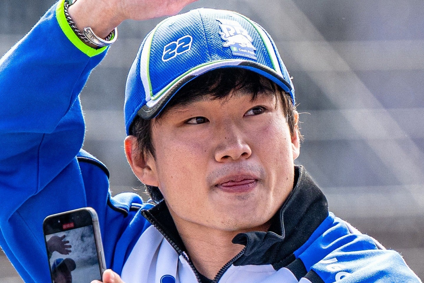 11位でチェッカーフラッグを受けた角田。(C)Getty Images