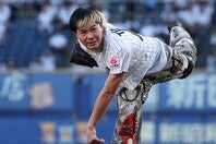 来月27日に世界タイトルマッチに挑む那須川天心が、セレモニアルピッチに登場。写真：球団提供