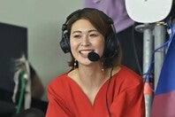 アジア選手権で現地SPキャスターを務める木村沙織さん。写真：金子拓弥（THE DIGEST写真部）