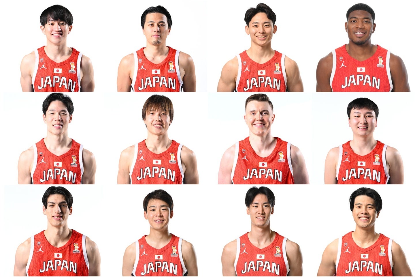 Ｗ杯アジア予選サウジアラビア戦に臨む日本代表12名。(C)日本バスケットボール協会