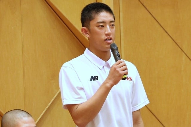 U-18日本代表の結団式に臨んだ横浜高の織田。写真：梅月智史（THE DIGEST写真部）