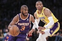 ポール（左）とウエストブルック（右）は、2010年代のNBAを代表する司令塔として輝きを放った。(C)Getty Images