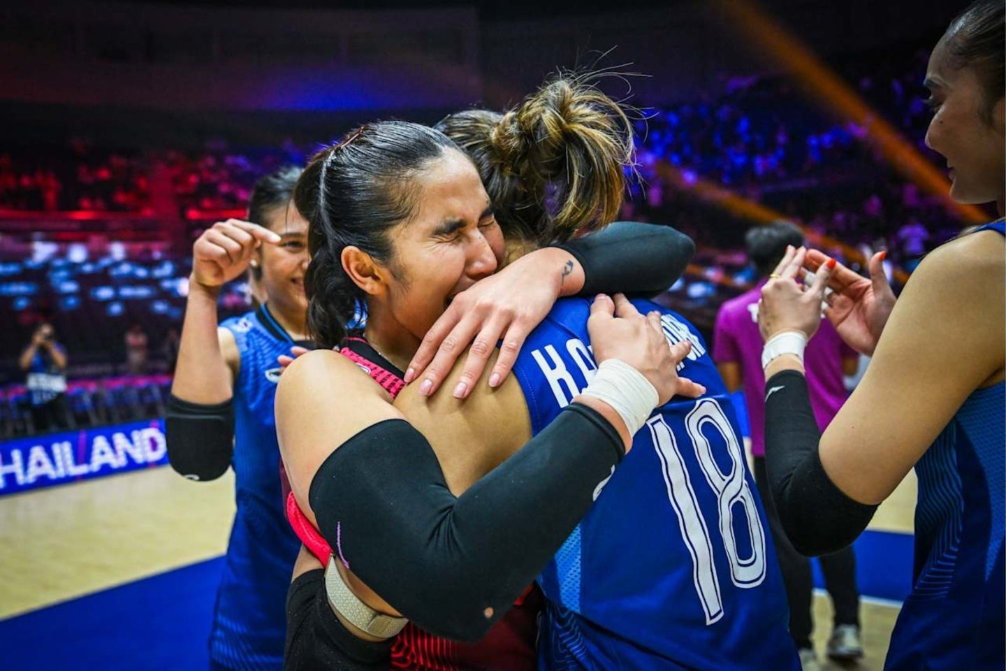 日本は準決勝で敗退。タイがロス五輪の出場権に王手をかけた。(C)Volleyball World