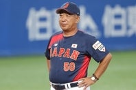 大学日本代表の指揮を執った鈴木監督。写真：梅月智史（THE DIGEST写真部）