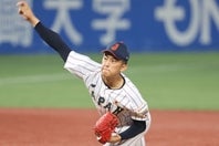 大学日本代表戦に先発登板した織田。敵将の鈴木監督は、その能力を高く評価した。写真：梅月智史（THE DIGEST写真部）