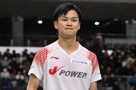 バドミントン混合ダブルスの渡辺勇大。写真：鈴木颯太朗