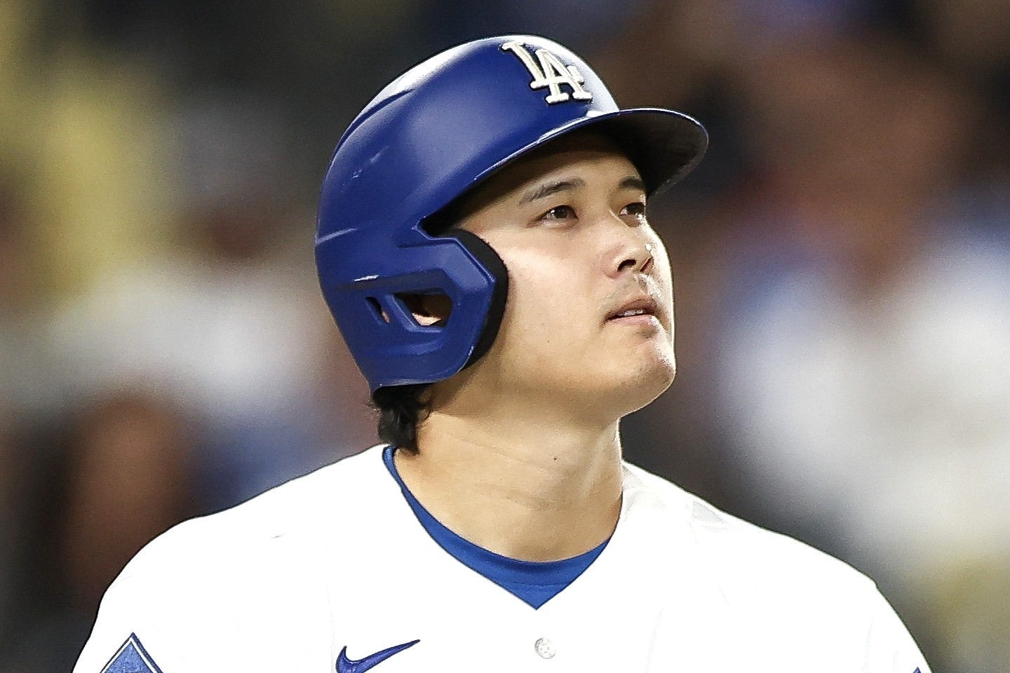 全力プレー後に苦悶の表情を浮かべた大谷。その後も試合には出場していたが...。(C)Getty Images