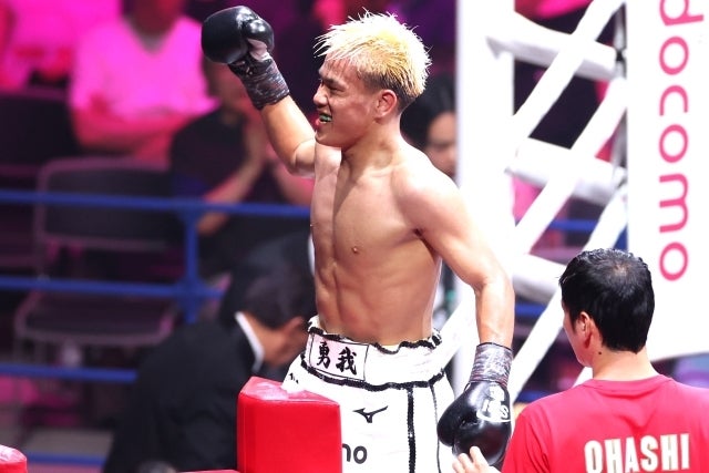 プロ転向２戦目のリングで圧勝した藤木。写真：永島裕基