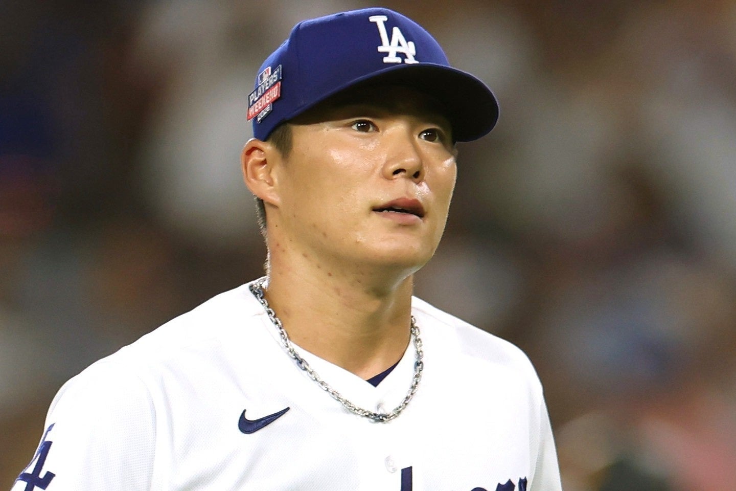子ども達との交流を楽しんだドジャースの山本。(C) Getty Images