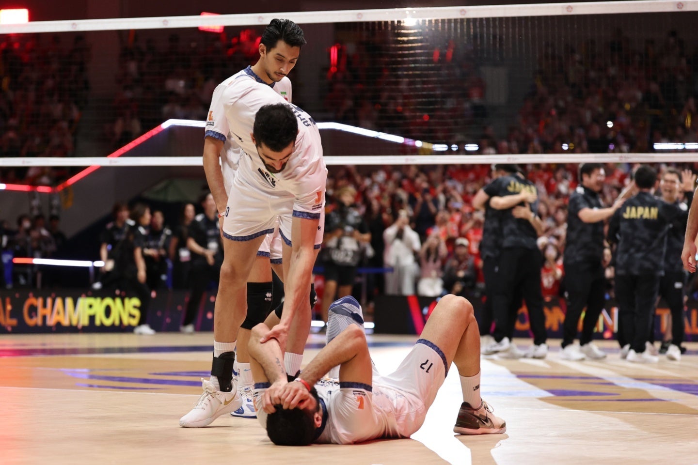 決勝で日本に敗れたイラン。勝者と敗者がくっきりと分かれた。写真：梅月智史（THEDIGEST写真部）