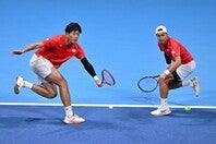 柚木（左）、綿貫（右）はデ杯のダブルス要員を想定して選出されている。（C）Getty Images