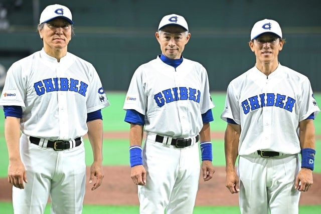 （左から）松井秀喜氏、イチロー氏、松井稼頭央氏らが名を連ねた今回のKOBE CHIBEN。写真：金子拓弥（THE DIGEST写真部）