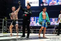 僅差の判定勝利を収めた平本。試合後には涙を見せていた。(C) RIZIN FF