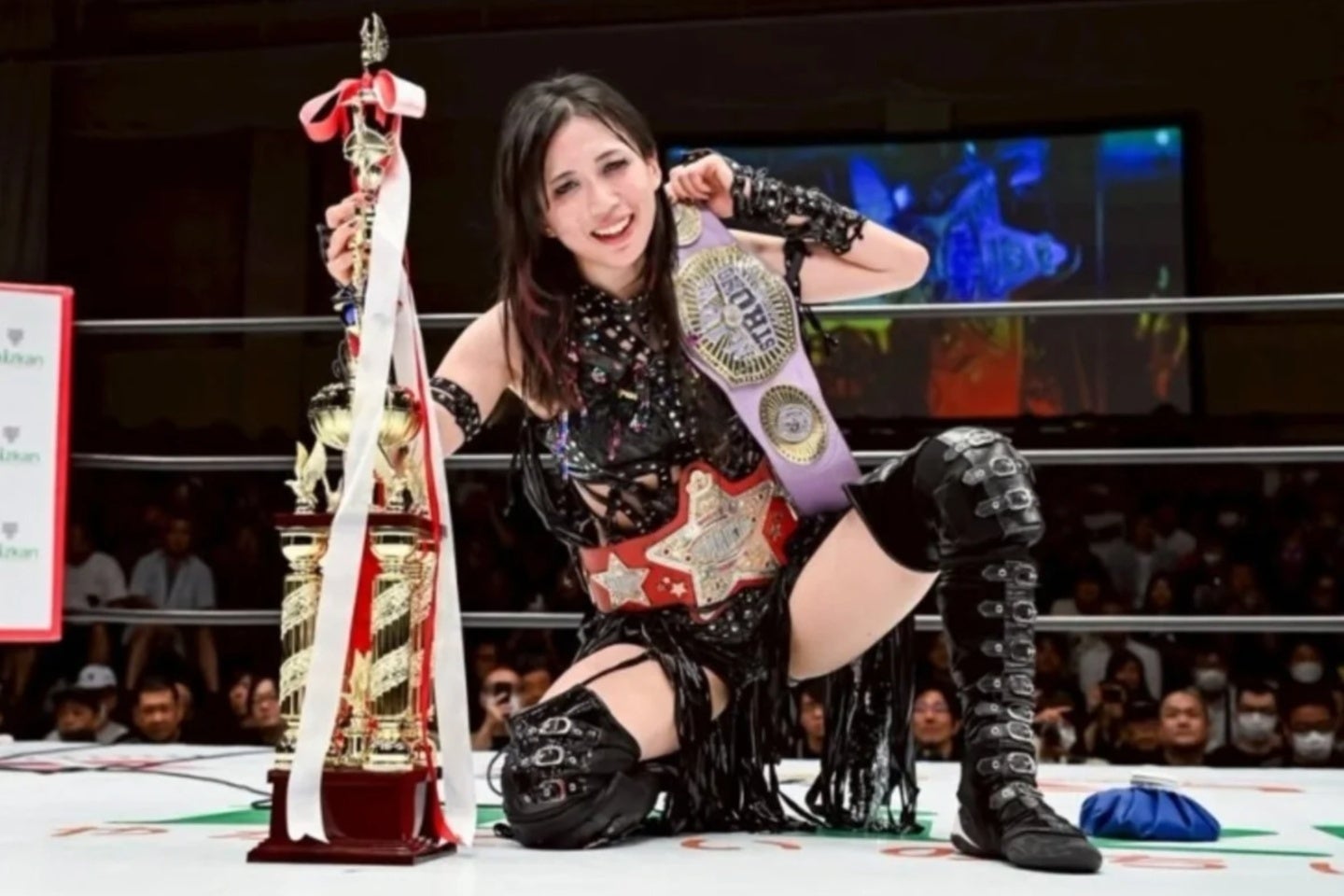 スターダムの上谷沙弥。リング上とは違うナチュラルメイクが注目を集めている。(C) STARDOM