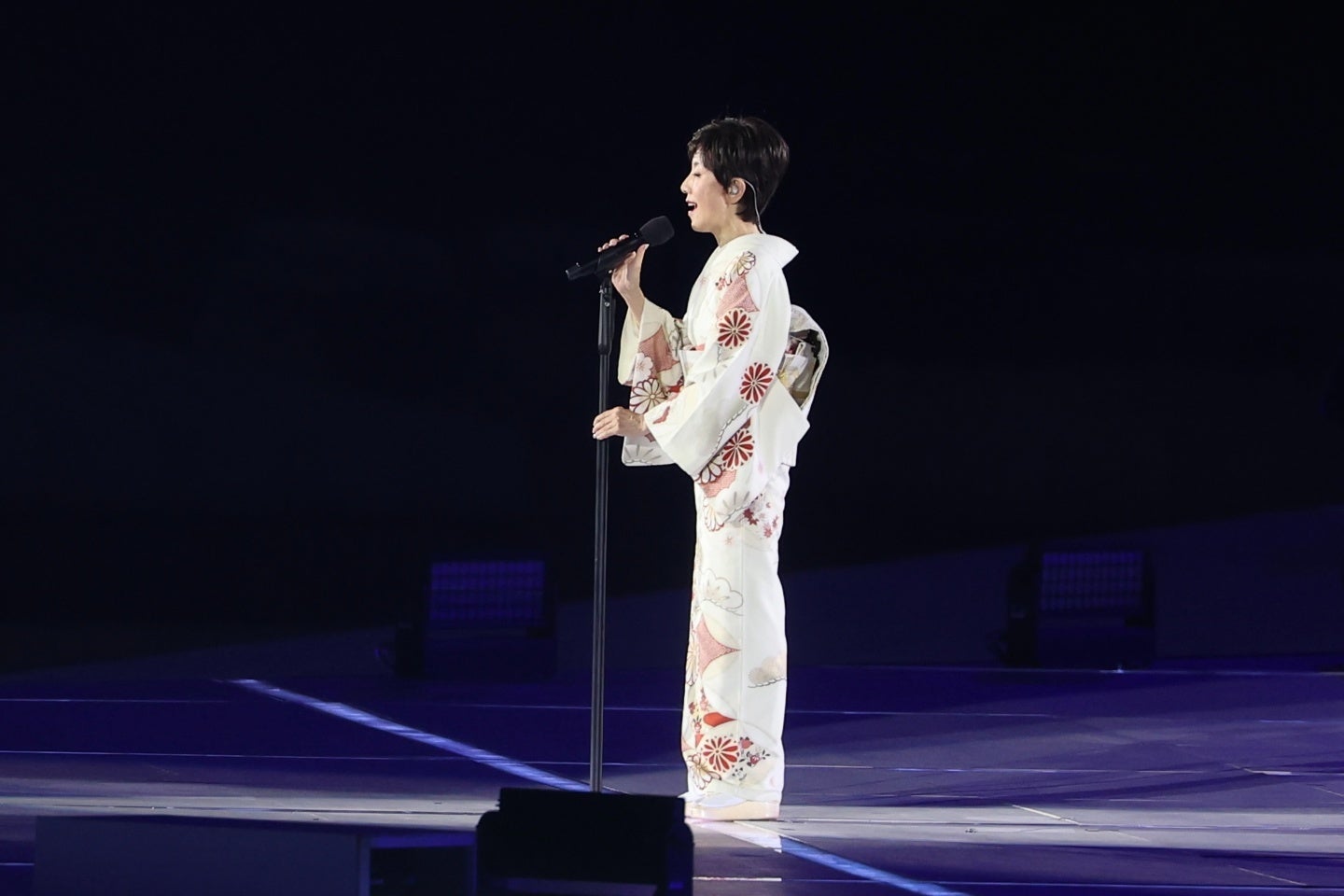 愛知・名古屋でのアジア大会の開会式に女優の戸田恵子さんが国歌斉唱を務めた。写真：梅月智史（THE DIGEST写真部）