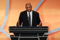 リバースはコーチ業から引退し、今季からNBCでアナリストを務めることになった。(C)Getty Images