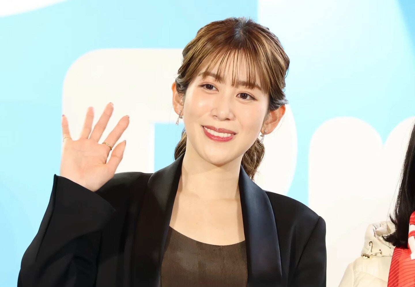 元NHKでフリーアナウンサーの中川安奈さん。写真：つのだよしお/アフロ