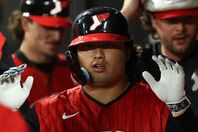 今季35号に到達した村上。ポストシーズンに向けて状態を上げている。(C)Getty Images