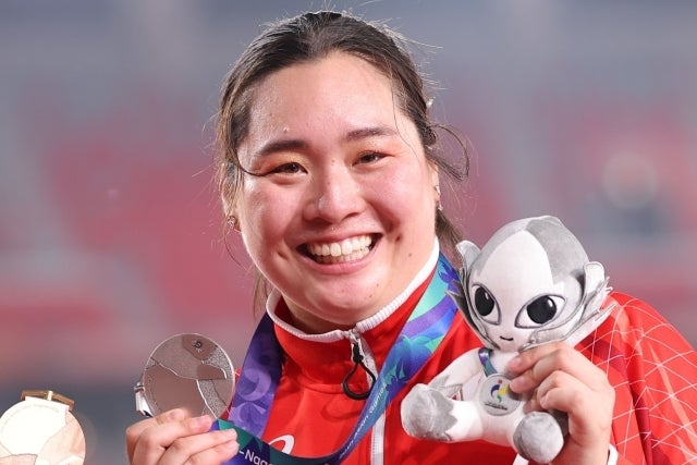 女子やり投で銀メダルを獲得した北口。写真：梅月智史（THE DIGEST写真部）