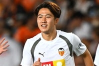 加入１年目の佐藤龍之介が、監督交代で揺れるバレンシアで定位置を確保できるか。(C)Getty Images