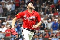 フィリーズ戦で救援し、１回１／３を無失点だったブレーブスのセール。(C)Getty Images