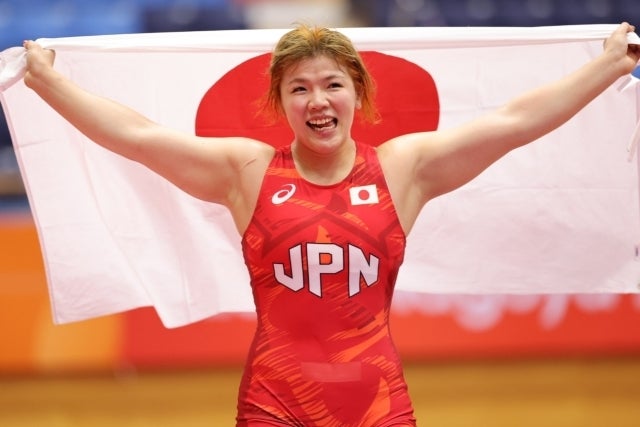 女子76㎏級を制した鏡。写真：梅月智史（THE DIGEST写真部）