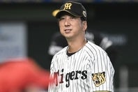 球団初の２年連続セ・リーグ制覇を成し遂げた阪神の藤川監督。写真：鈴木颯太朗