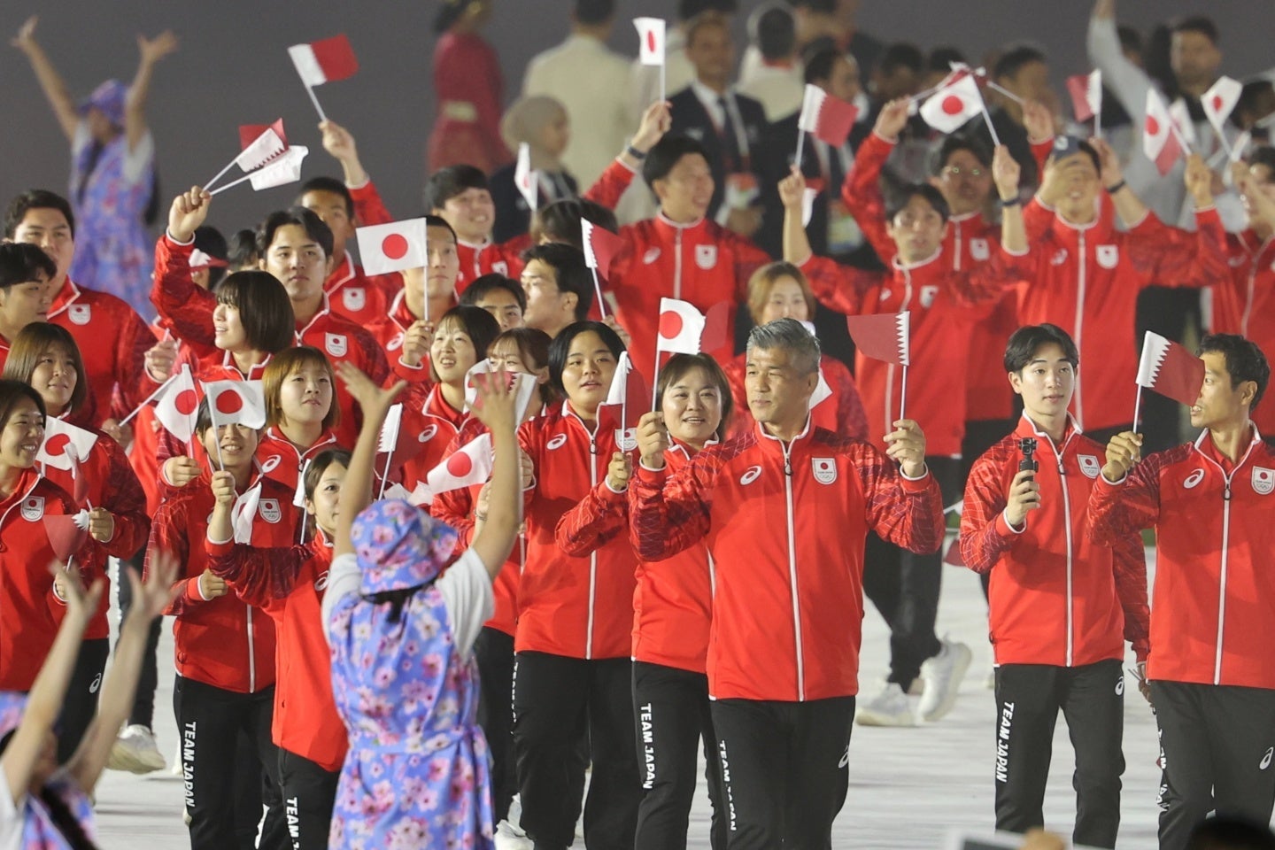 閉会式で入場した日本選手団。写真：梅月智史（THEDIGEST写真部）