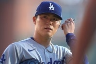 地区シリーズ第３戦で圧巻投球を披露したドジャースの山本由伸。(C)REUTERS／AFLO