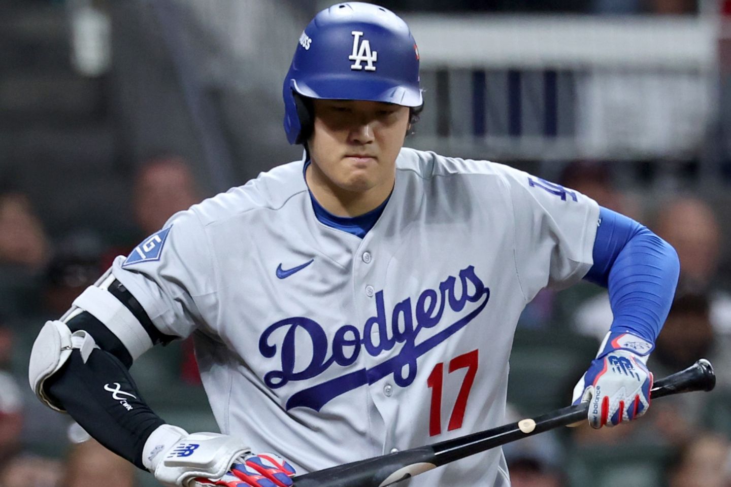 打順変更を経ても、ロバーツ監督からの信頼は揺るがないドジャースの大谷。(C)Getty Images