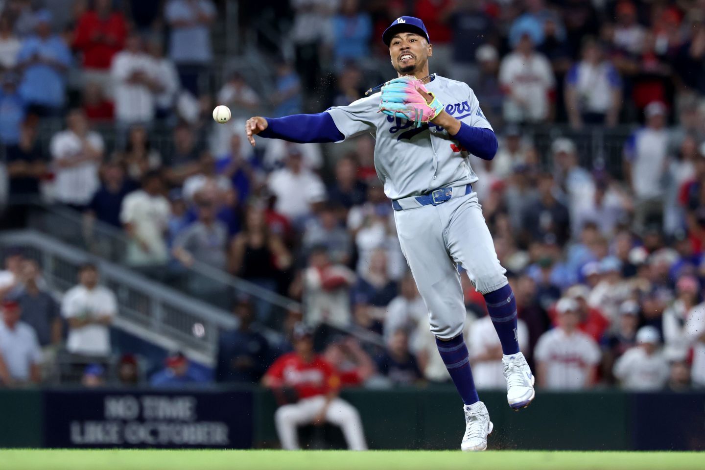 攻守に存在感を見せたベッツ。チームを３年連続リーグ優勝決定シリーズ進出に導いた。(C)Getty Images